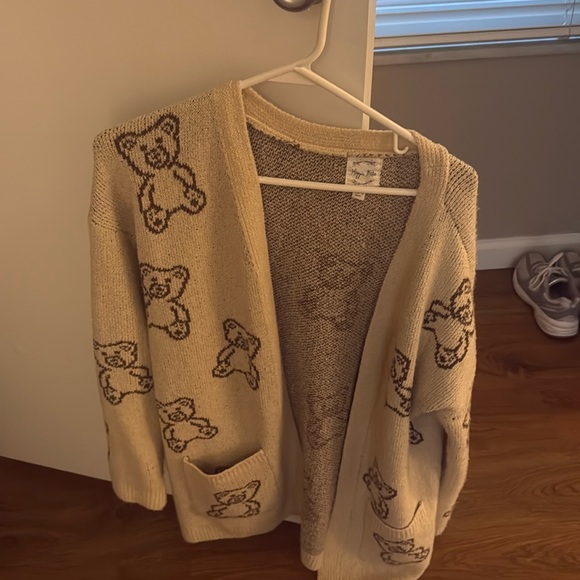 Hippie Rose Sweaters - Teddy bear sweater